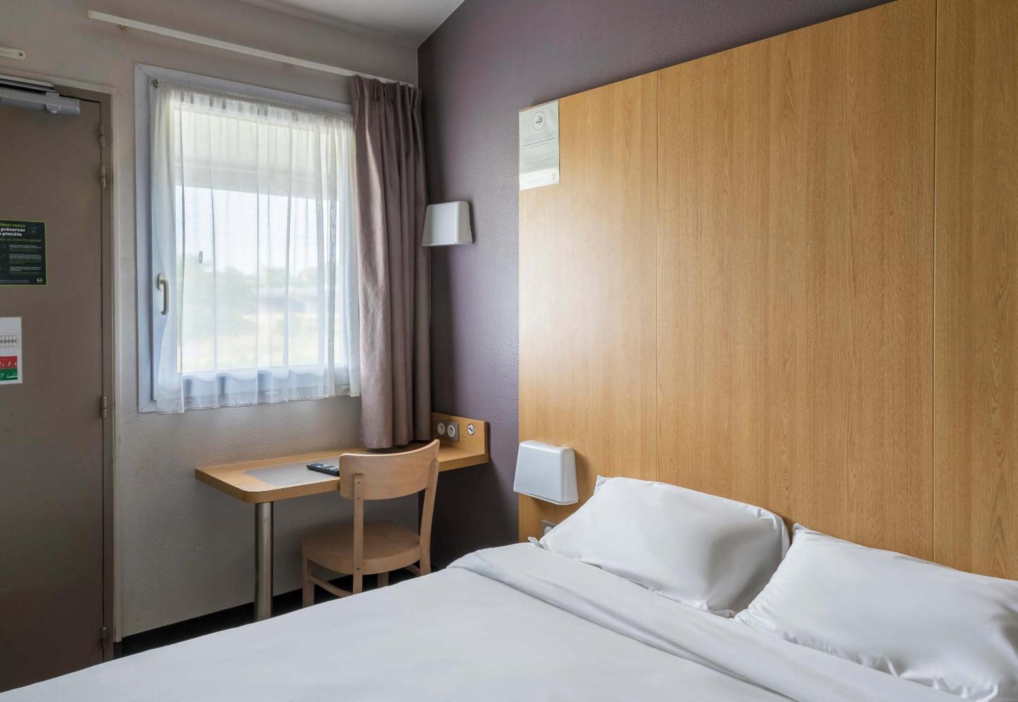 B&B Hotel Troyes Barberey Екстериор снимка
