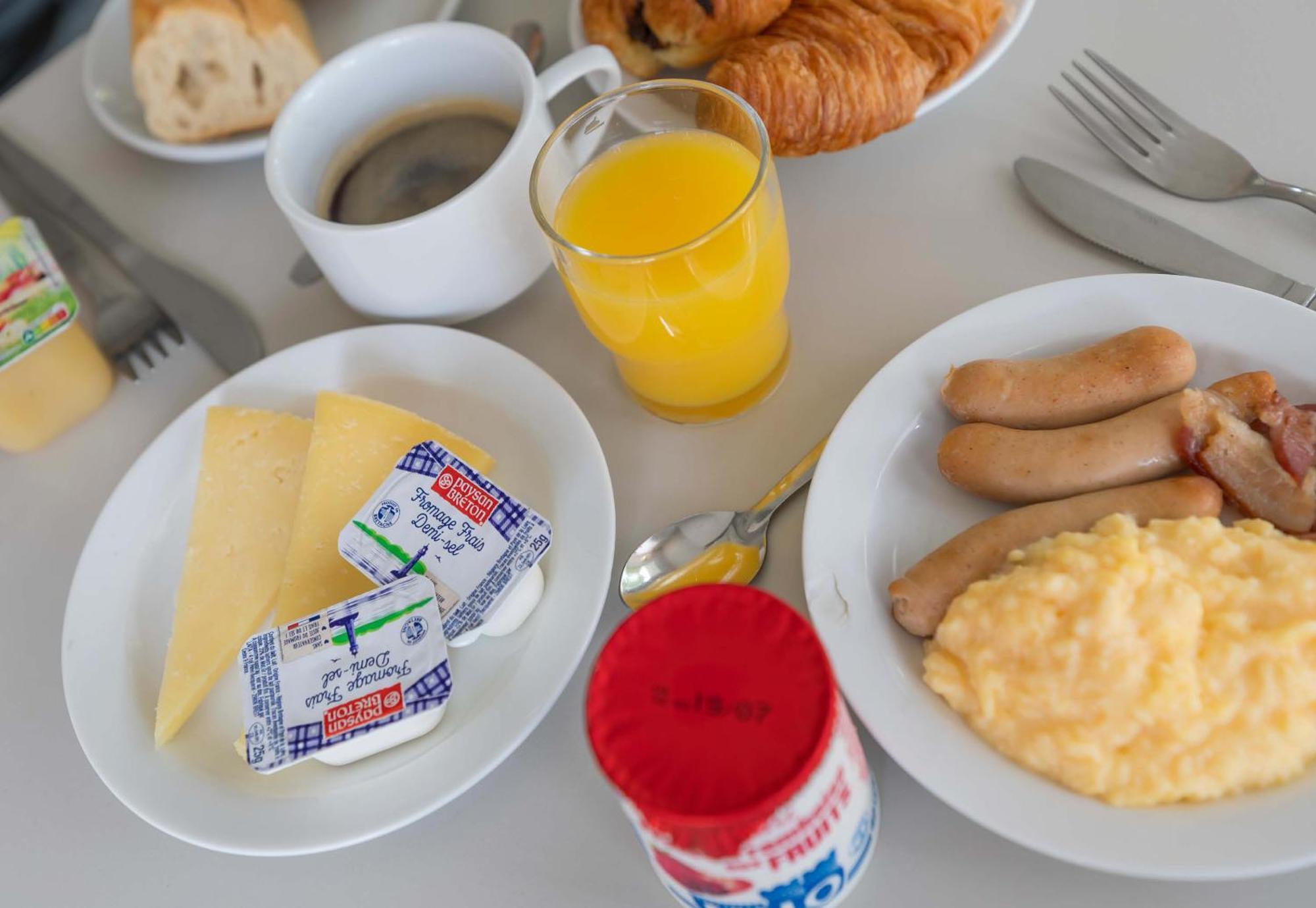 B&B Hotel Troyes Barberey Екстериор снимка