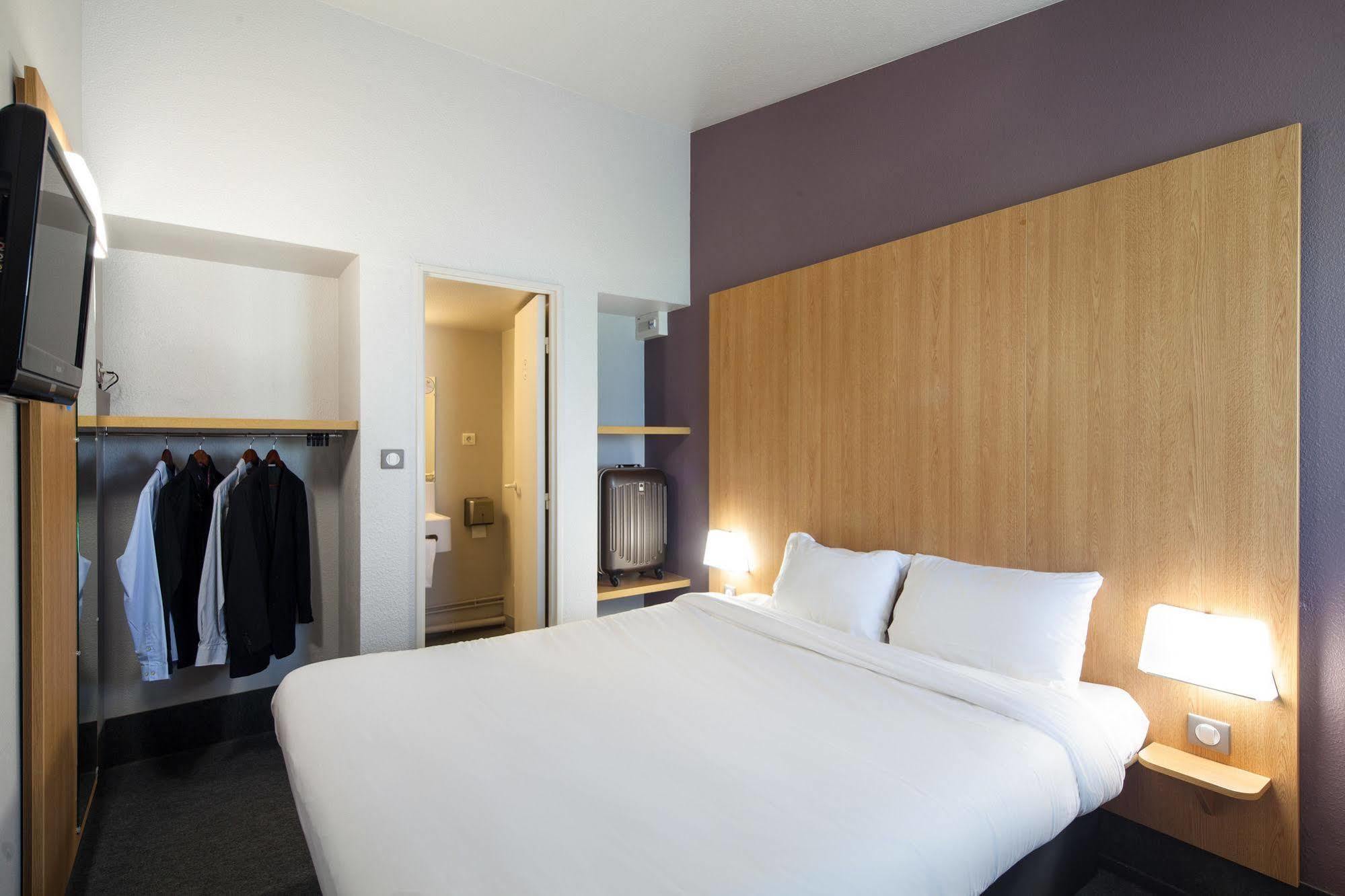 B&B Hotel Troyes Barberey Екстериор снимка